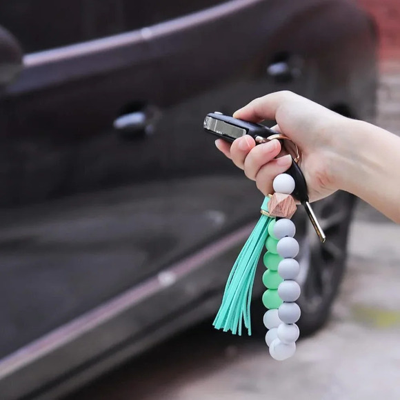 Tassel Silicone Forthee Wristlet Key  Ring Bracelet Beaded Key Chains for Women - Picture 7 of 7